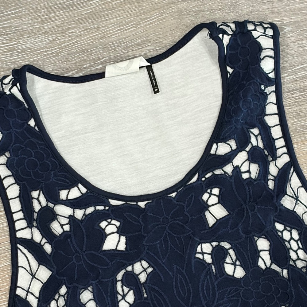 Akemi + Kin Anthropologie‎ Navy Blue Floral Lace Overlay Tank Top SP Boho